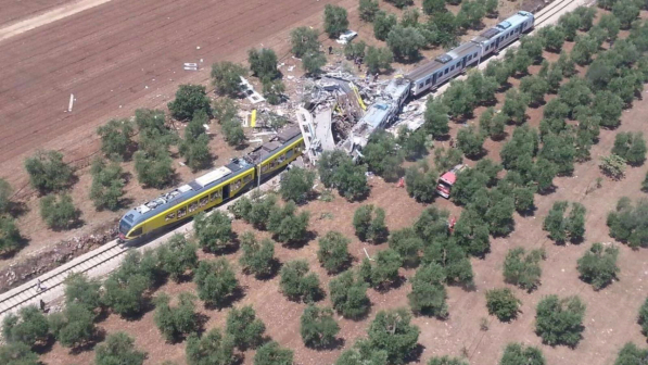 Capostazione Andria: errore per automatismo, c'erano due treni fermi