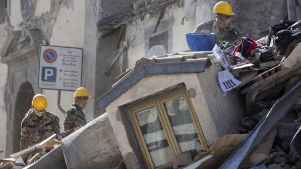 Sisma Centro Italia, Protezione civile: "250 vittime accertate"