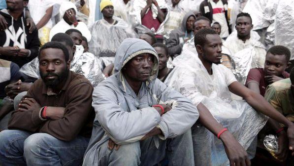 Migranti, Francia smentisce la creazione di hotspot in Libia: non vogliamo emarginare l'Italia