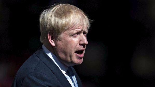 Brexit, governo Johnson apre a permanenza studenti stranieri