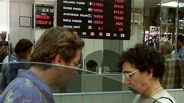 Trump raddoppia dazi Turchia, lira al nuovo minimo a 6,26 dollari