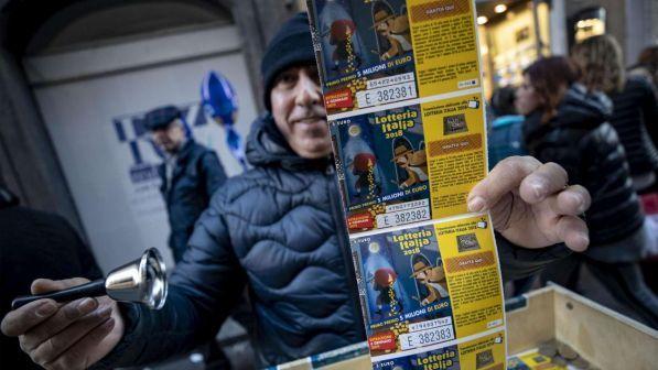 Lotteria Italia, la fortuna bacia il Sud: vinti nel Salernitano i 5 milioni di euro
