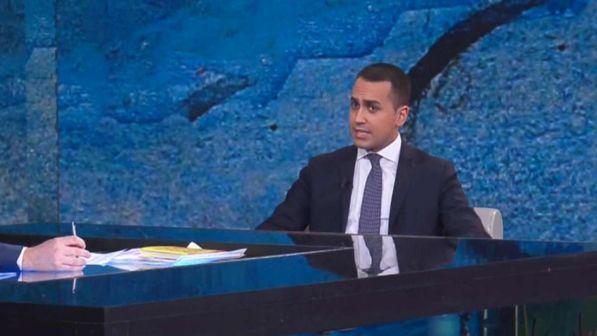 Di Maio: campi rom vanno chiusi ma competenza è del Viminale