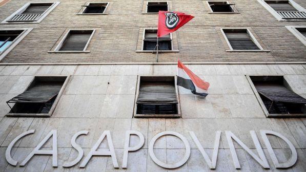 Roma, CasaPound contro la Raggi: "Non abbiamo minacciato i rom"