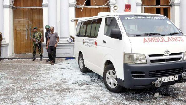 Attentati Sri Lanka, le autorità ripristinano il coprifuoco