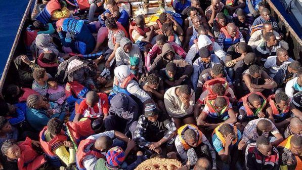 Migranti, Grecia: giuste le richieste dell'Italia alla Ue