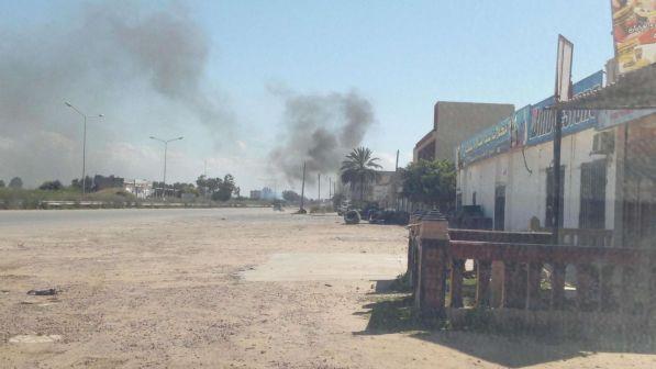 Libia, generale Haftar lancia contrattacco a sud di Tripoli