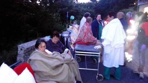 I sindaci di Accumoli e Amatrice: vittime sotto le macerie