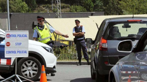Barcellona, intensificati i controlli al confine con la Francia