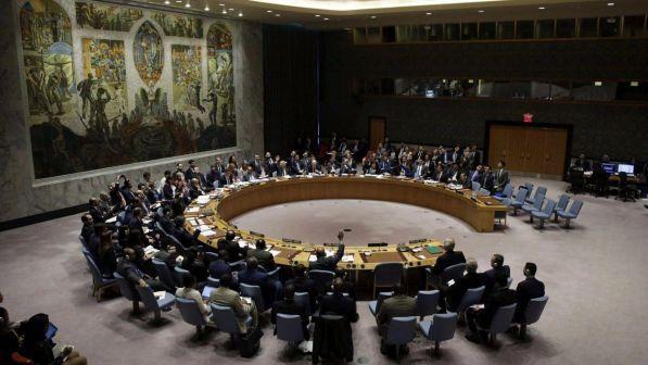 Libia, Consiglio Sicurezza Onu estende di 1 anno embargo armi