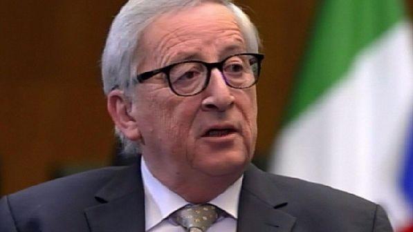 Juncker: Berlino si lamenta dell'Italia ma viola patto di stabilità