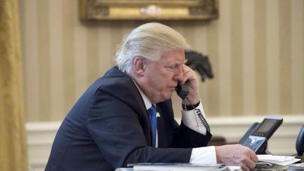 Iran, Trump parla con Macron: "Serve accordo complessivo"