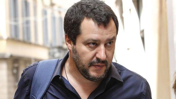 Migranti, in procura esposto contro Salvini per vicenda Aquarius