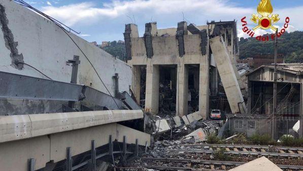 Crollo ponte Genova: quei cittadini guardiani di una città fragile che chiedono solo di essere ascoltati