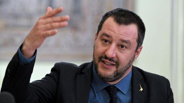 Salvini: "Missione compiuta, ora si indaghi sulla Sea Watch"
