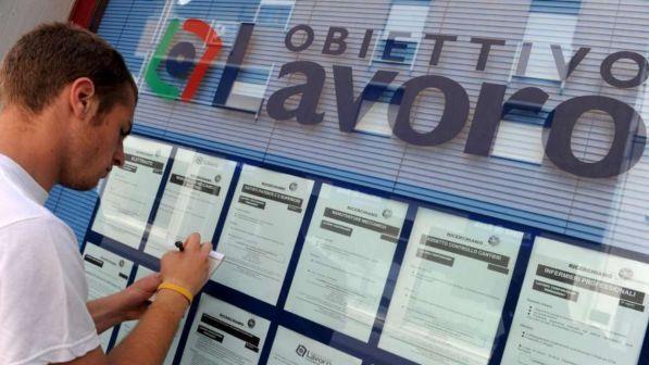 Eurostat: il 60% dei giovani italiani disoccupati non è disposto a muoversi