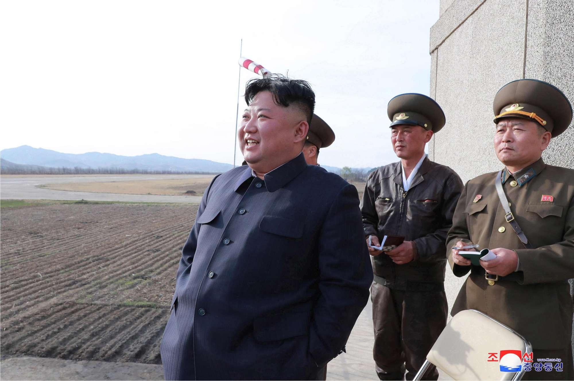 Kim Jong-un: "Con nuova arma tattica siamo ancora più forti"