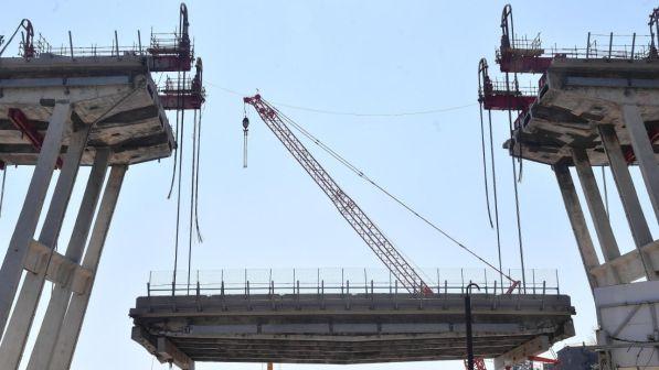 Genova prepara la demolizione del Ponte Morandi, la scheda: venerdì rischio caos, le informazioni utili