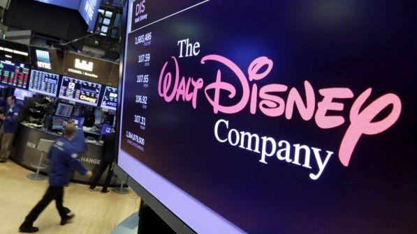 Comcast offre 65 miliardi di dollari in contanti per gli asset Fox