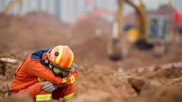Cina, esplosione in una miniera di ferro: 11 morti e 2 dispersi