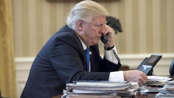 Lo scherzo telefonico a Trump: un comico si finge senatore e The Donald ci casca
