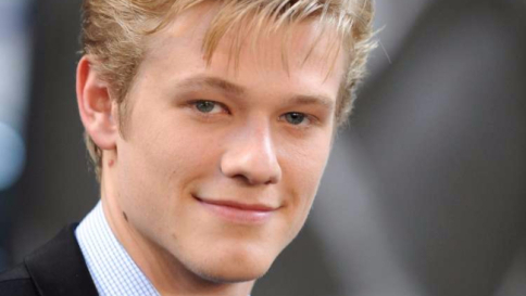 "MacGyver", la CBS sceglie Lucas Till per il reboot della serie cult