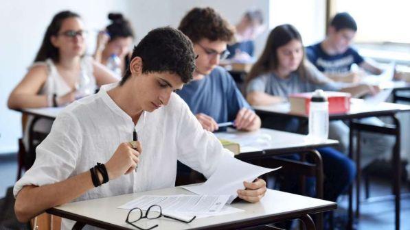 Esame di maturità, oggi per gli studenti è l'ora del "quizzone"