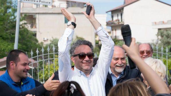 Riace, il successore di Mimmo Lucano non poteva essere eletto