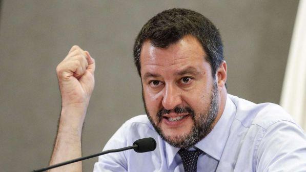 Migranti, Salvini a Seehofer: Germania intervenga sulla Alan Kurdi