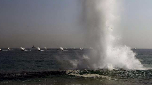 Corea Nord lancia missili in mare