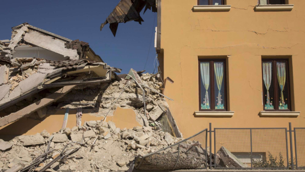 Terremoto in Centro Italia, raccolti 10 mln di euro con Sms solidale