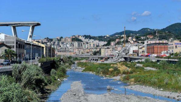 Genova, Bucci: "Via al cantiere, ponte Morandi pronto per fine 2019"