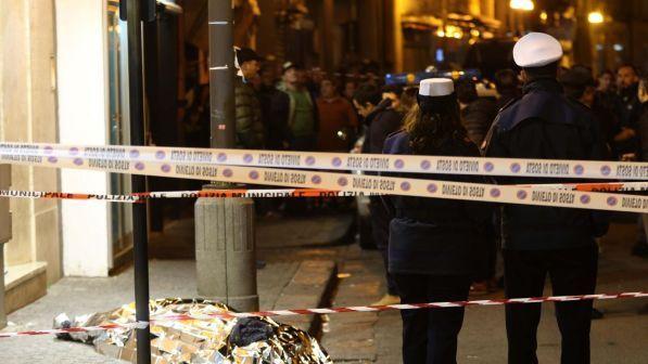 Napoli, gioielliere uccide rapinatore: indagato per omicidio colposo