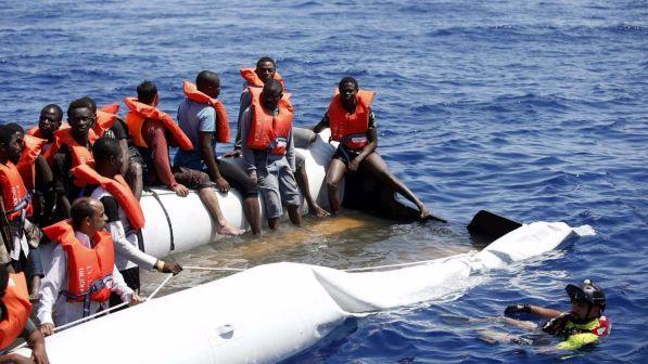 Migranti,naufragio al largo della Libia: 35 dispersi,tra cui 7 bimbi
