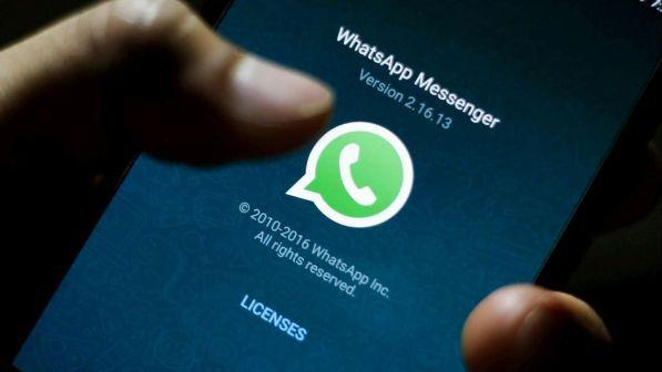 WhatsApp diventa a pagamento, ma non per tutti