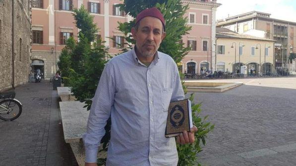 L'imam di Terni: "Giusto fare la recita di Natale a scuola, non imporre divieti"