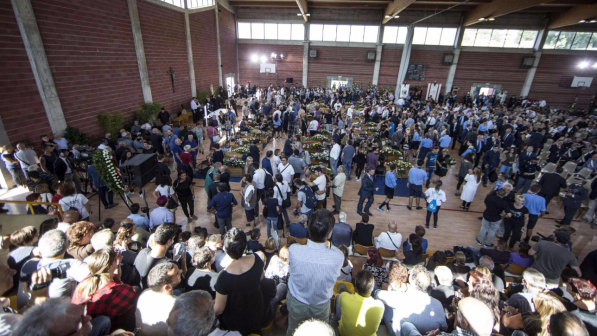 Terremoto, vescovo a funerali: nostre campane torneranno a suonare
