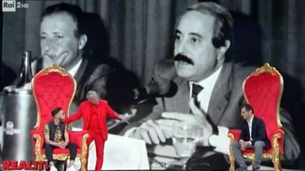 "Realiti", insulti a Falcone e Borsellino: pm di Catania indaga sulla puntata | Il cantante Pandetta si scusa