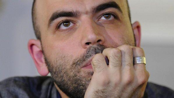Festival degli Incontri, il sindaco de L'Aquila pone il veto su Saviano e Zerocalcare: è polemica