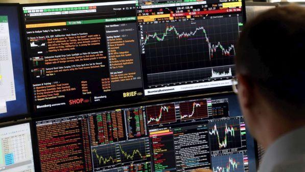 Borsa, Piazza Affari chiude piatta: indice Ftse Mib -0,02%