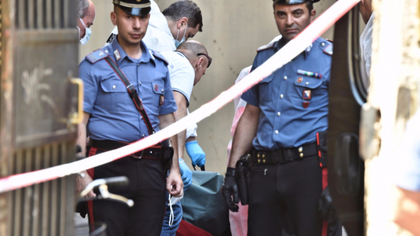 Salerno, litiga con l'amico per la musica alla radio e lo uccide