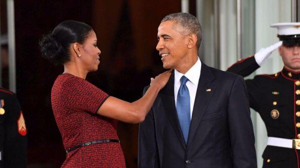 Usa, Obama sul vecchio account Twitter e apre Fondazione