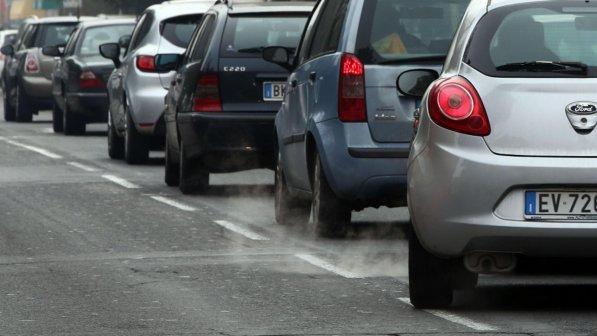 Oms, il 90% dei bimbi respira inquinamento: almeno 600mila morti