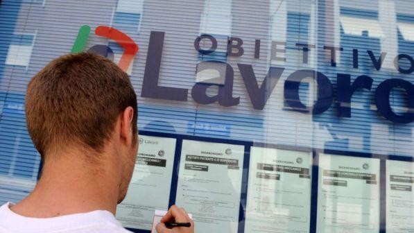 Istat: la disoccupazione giovanile scende al 30,2%, ai minimi dal 2011