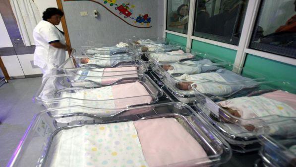 Mosca, ruba neonato senza sapere che era stato abbandonato: condannata