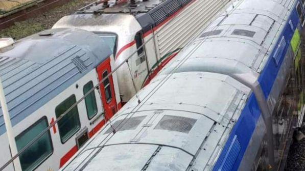 Maltempo, alberi su rotaie: stop a treni in Gallura