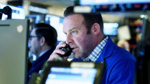 Wall Street chiude contrastata: Dow Jones -0,25%, Nasdaq +0,14%