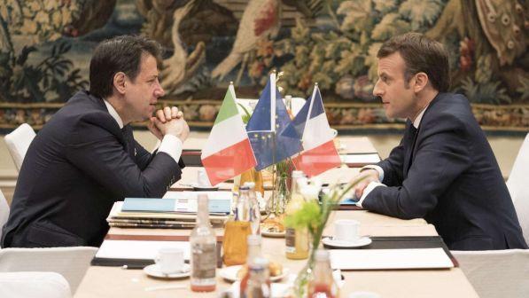 Stretta sui migranti, Francia: "Rimpatriare quelli economici"