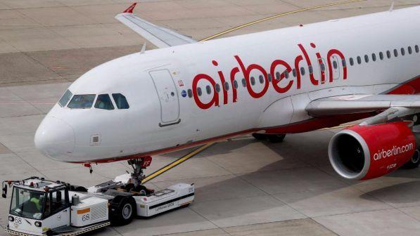 Air Berlin, piloti in rivolta dopo lo stop alle trattative: 70 voli cancellati