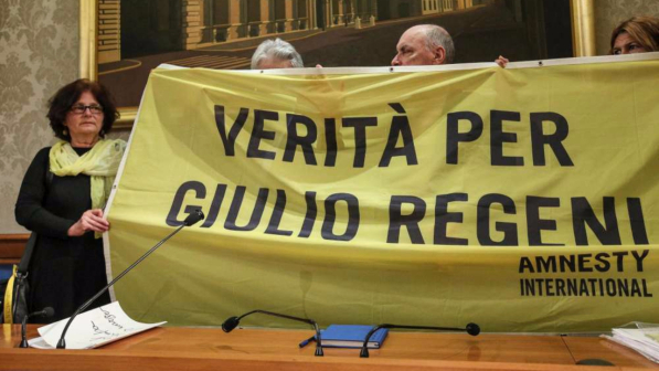 Regeni, il dolore dei genitori: "Sul suo volto abbiamo visto il male del mondo"